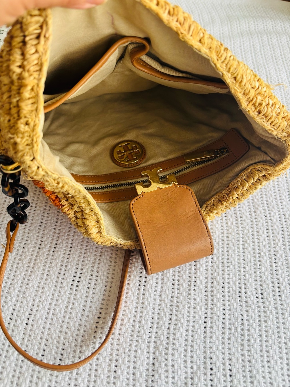 Tory Burch Multi-Color Crochet Square Crossbody with Tan Trim - Picture 4 of 10
